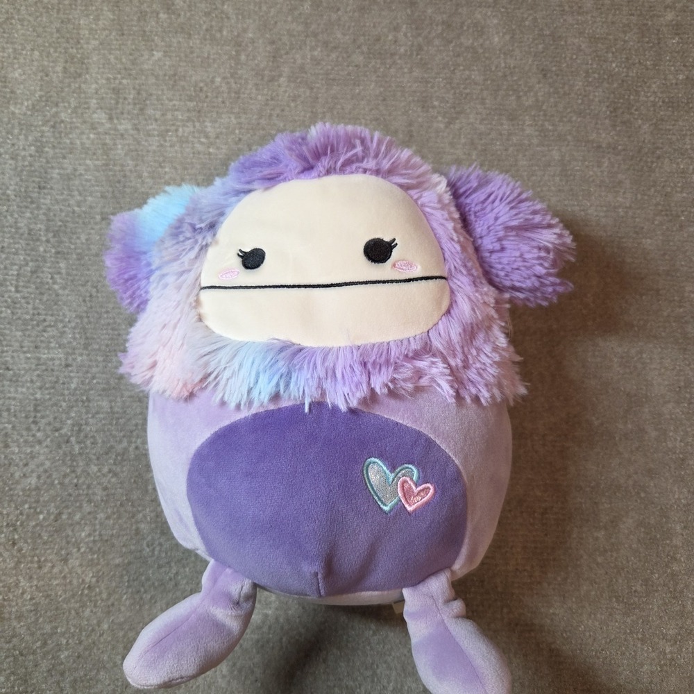 Squishmallows Eden the Bigfoot Medium Plush Yeti Purple Blue White Hearts 2023